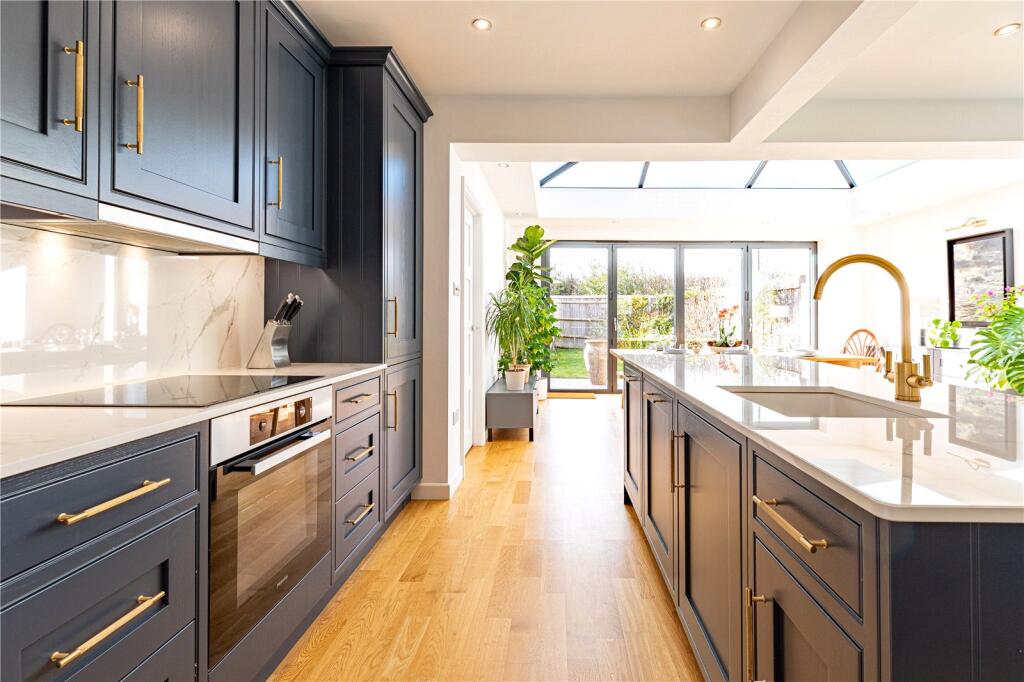 House in Greenham - View 2