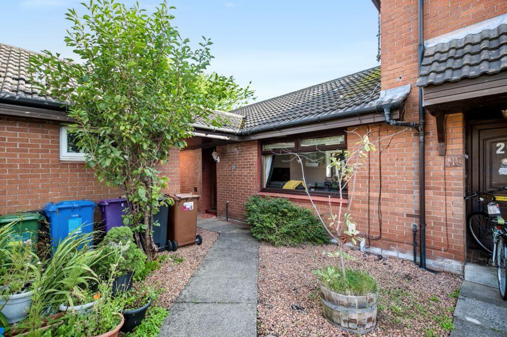 Main image of property: 19 Elderpark Grove, Glasgow, G51 3LY