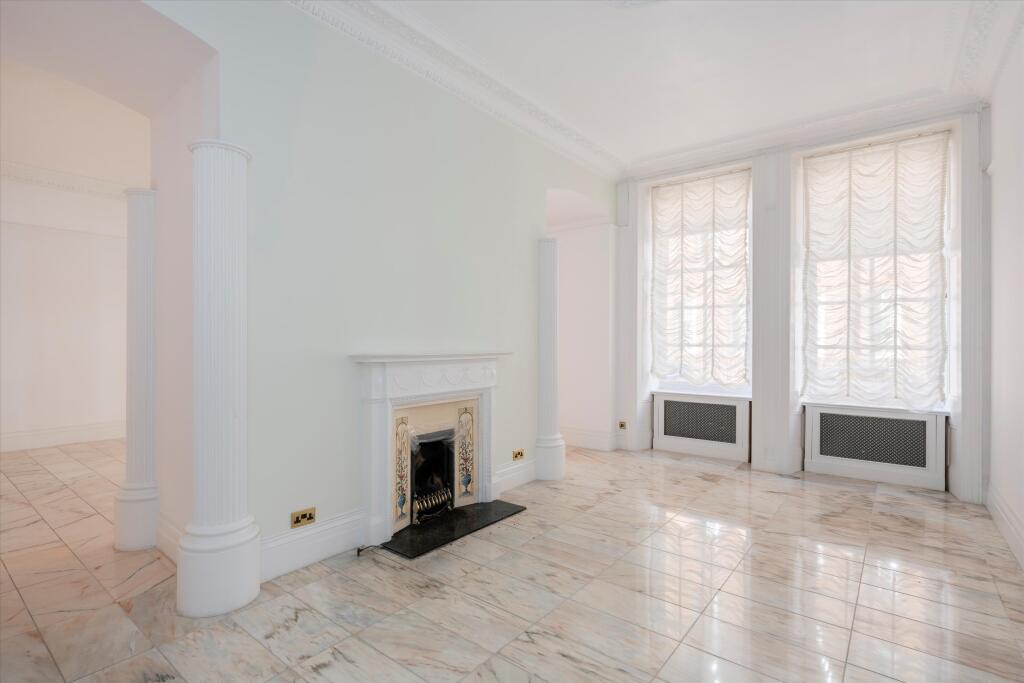 Apartment in London, Knightsbridge - More