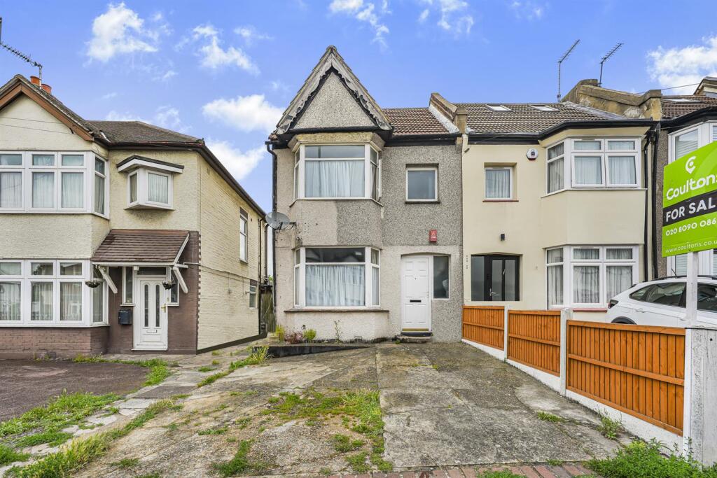 Main image of property: Hall Lane, Chingford, E4