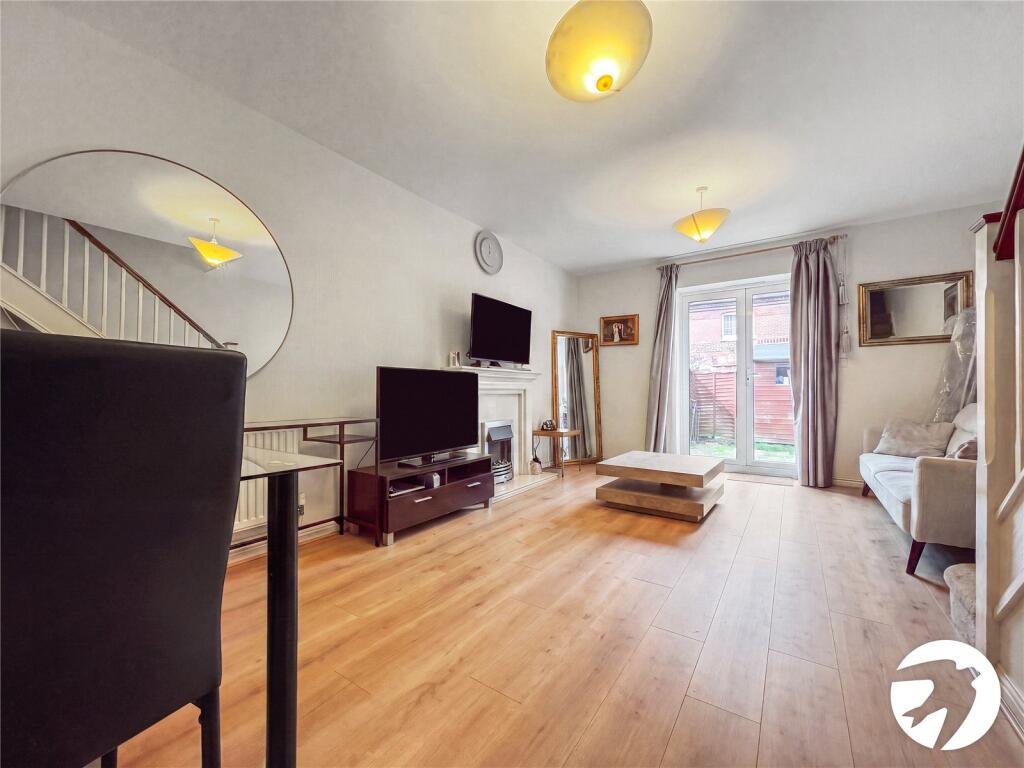 House in Chatham, Medway - View 4