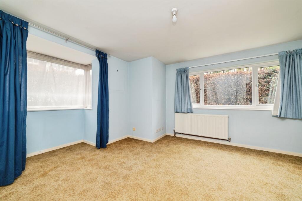 Additional image 5 of Canonsfield Road, Welwyn