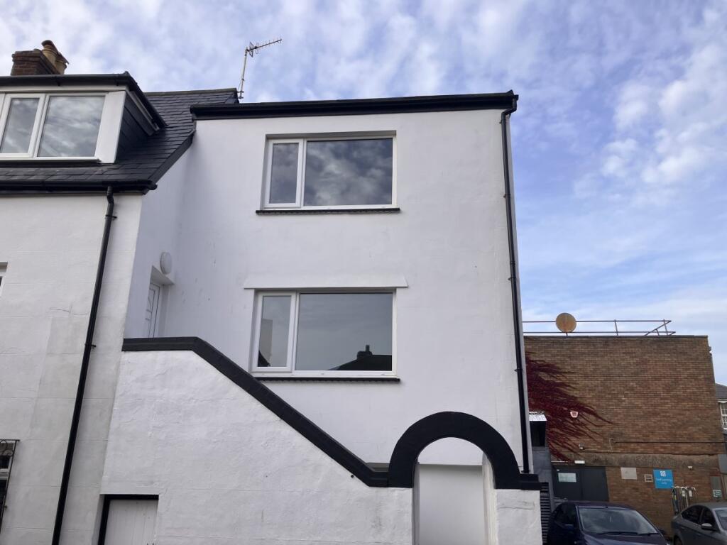 Main image of property: Woodberry House,