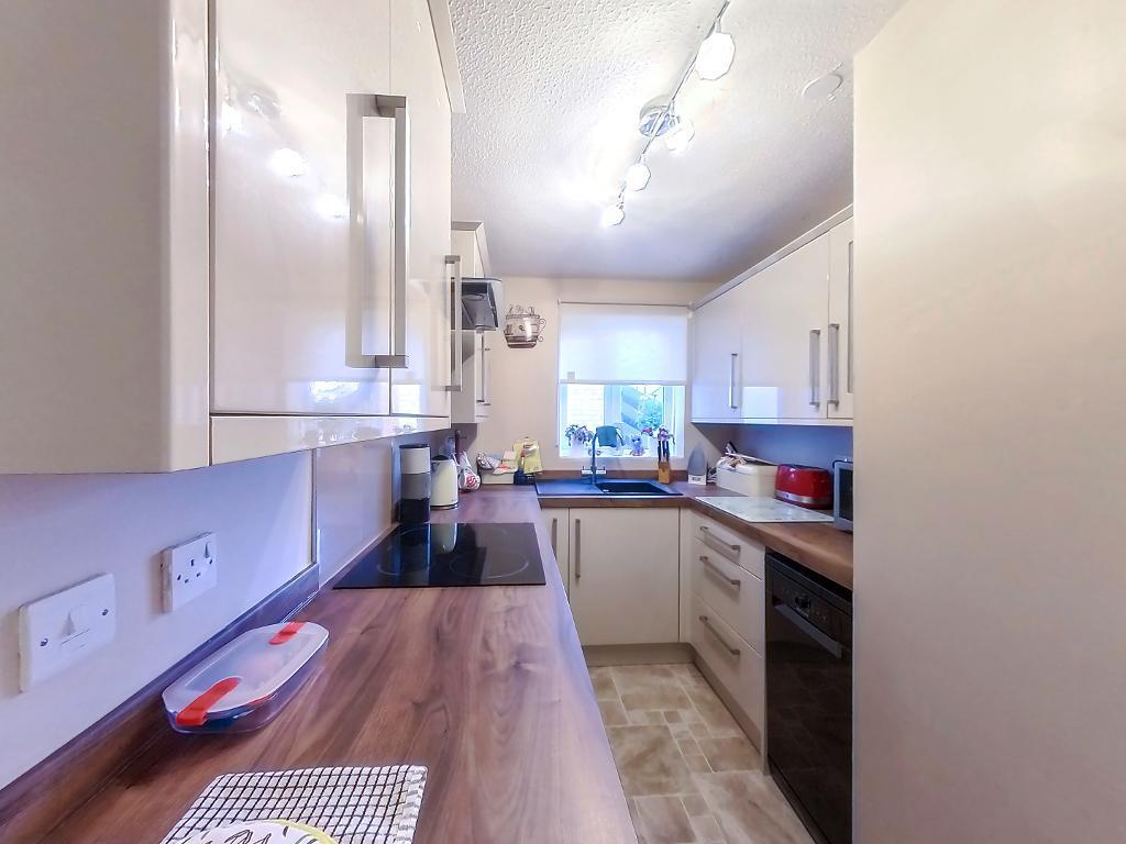 Dove Court, North Bersted, Bognor Regis, West Sussex, PO22 9TP photo 2