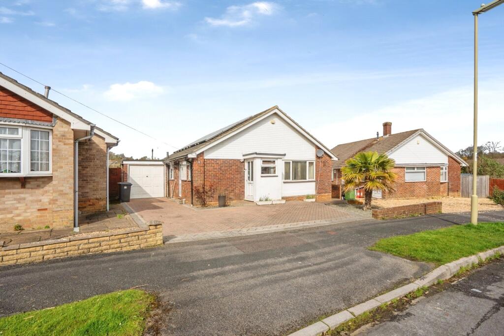 Mapletree Avenue, Waterlooville, Hampshire, PO8 - View 4