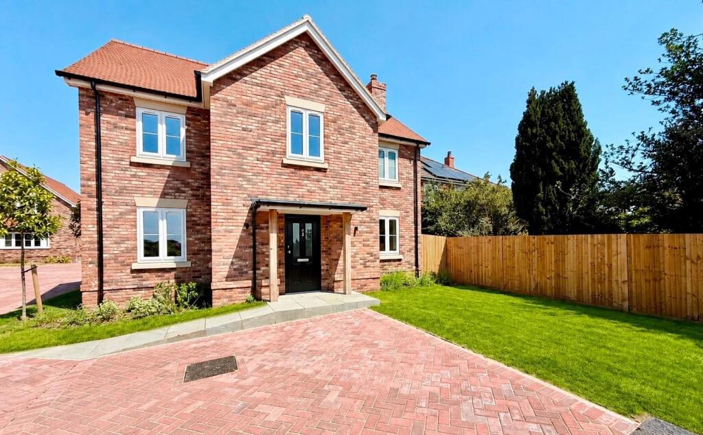 Main image of property: Warsash Road, Warsash