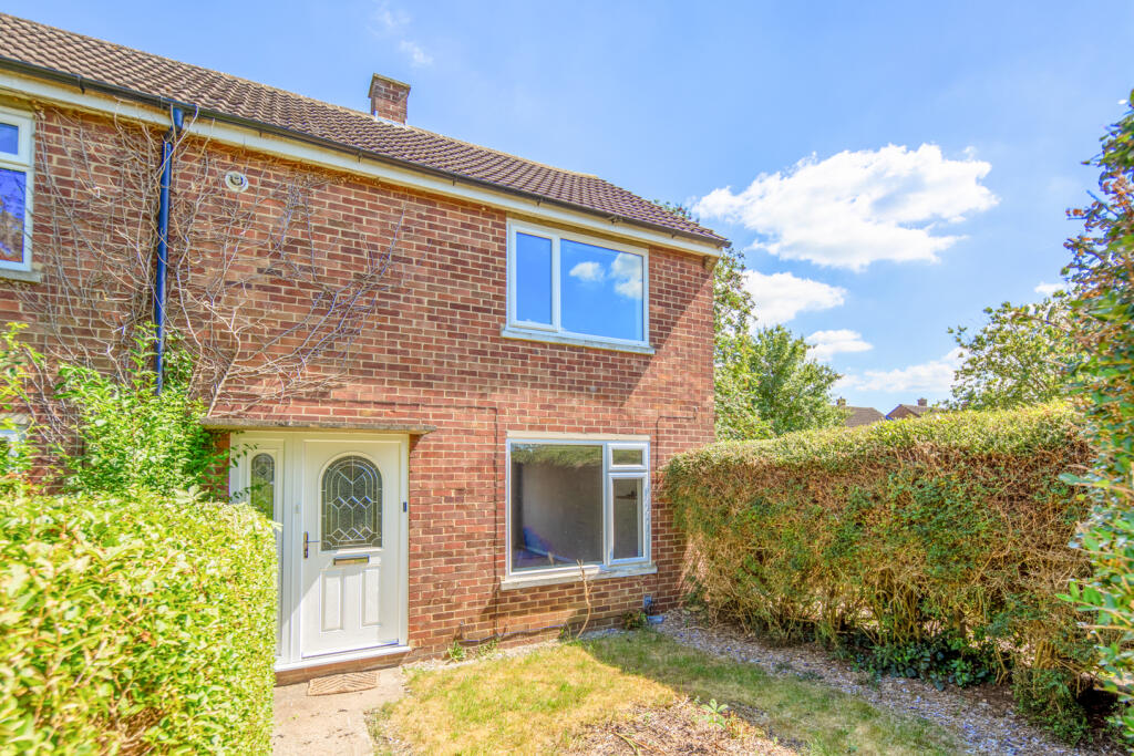 Main image of property: Ruskin Walk, Bicester, Oxfordshire