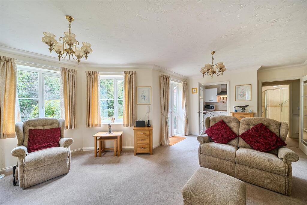Barnes Lodge, Dorchester photo 3
