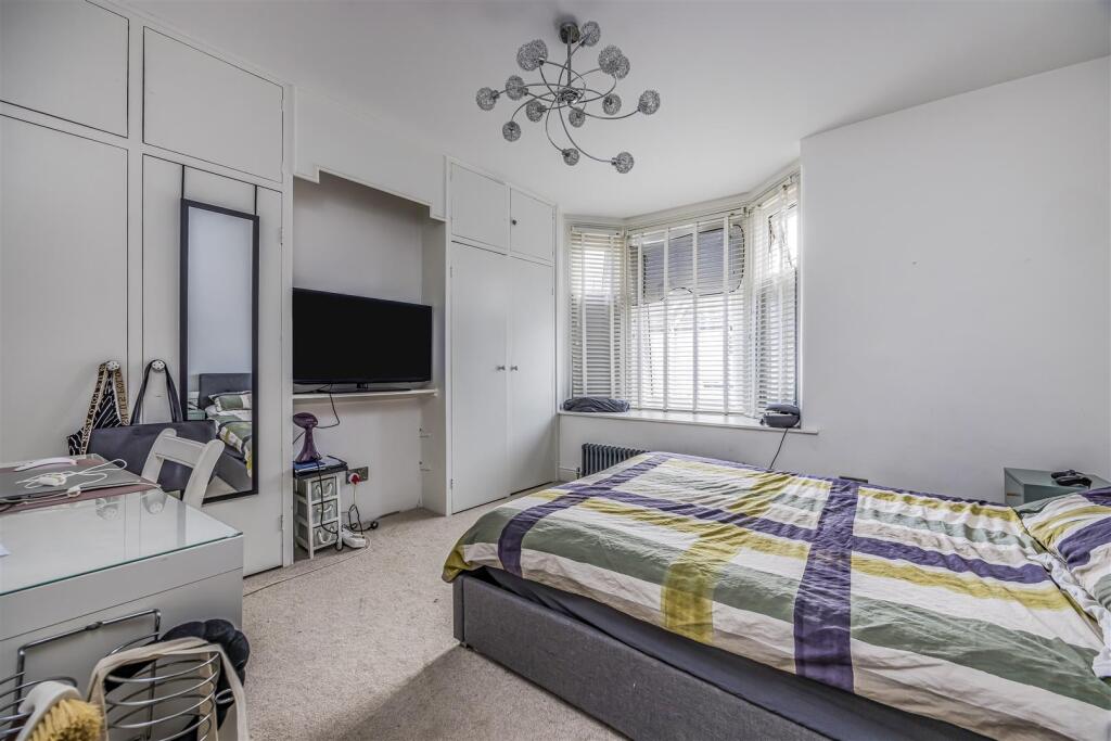 House in Portsmouth - View 4