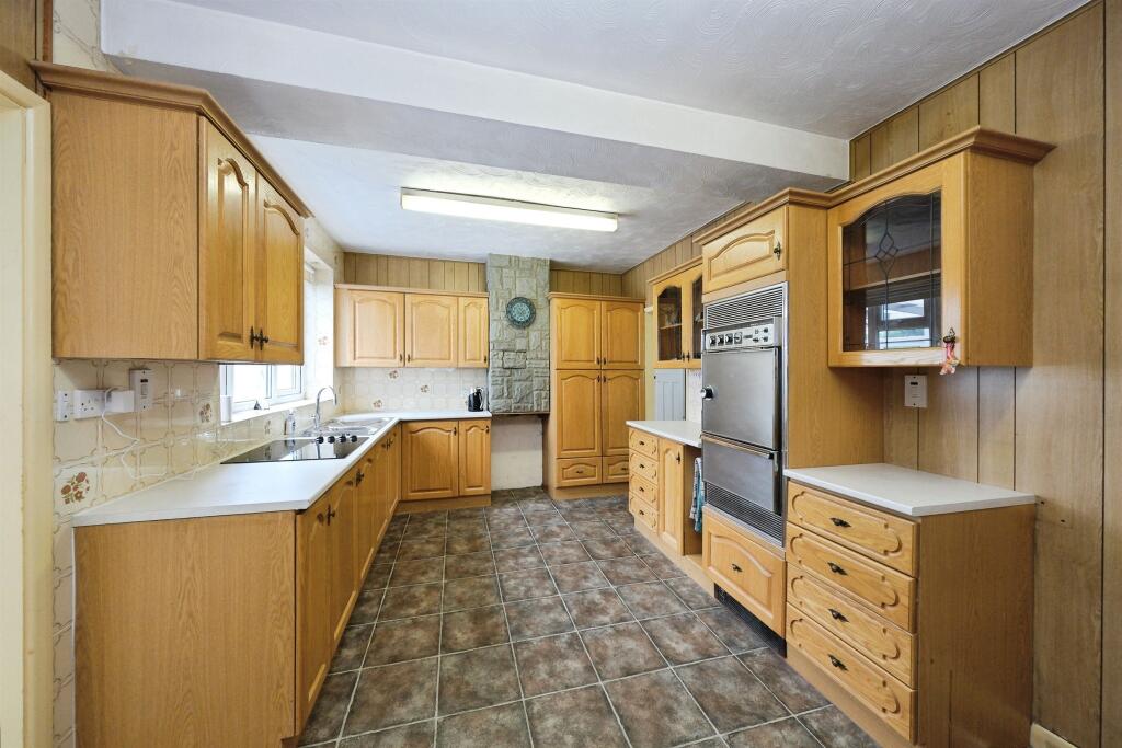 House in Burton-on-Trent, Stanton - View 4