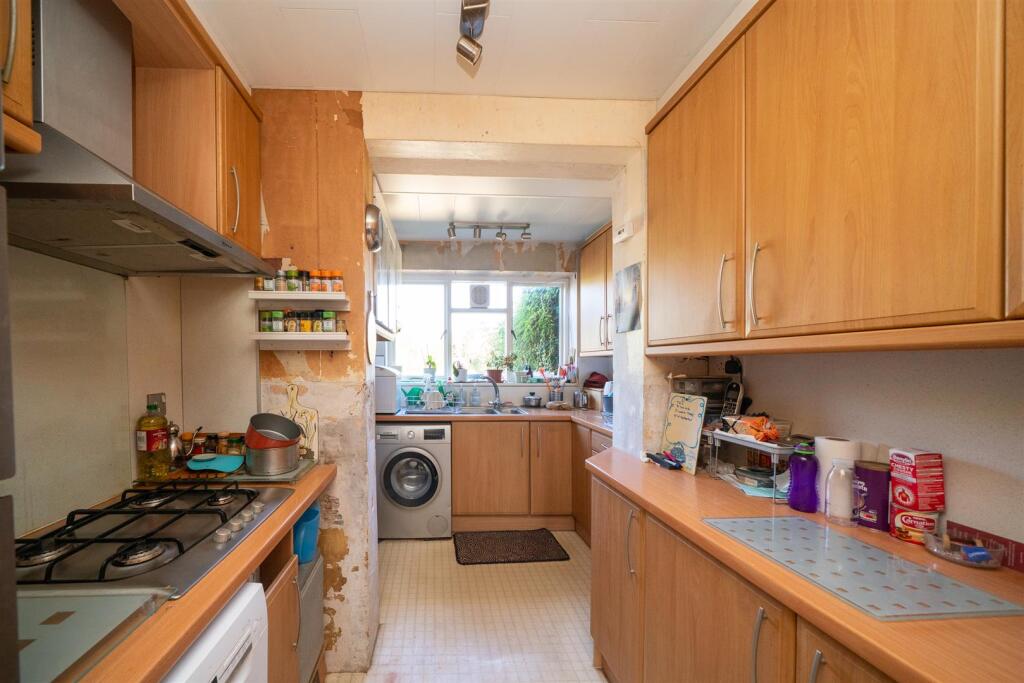 House in Three Rivers, Croxley Green - View 5
