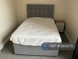 4 bedroom semi-detached house for rent