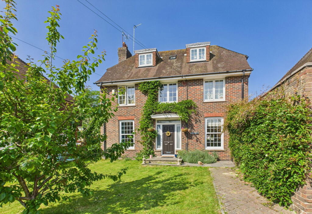 Main image of property: Upper Kings Drive, Eastbourne, East Sussex, BN20