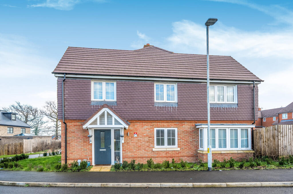 Main image of property: Jubilee Close, Goffs Oak, Waltham Cross