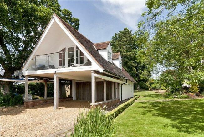 Main image of property: Ferry Road, Burnham-On-Crouch