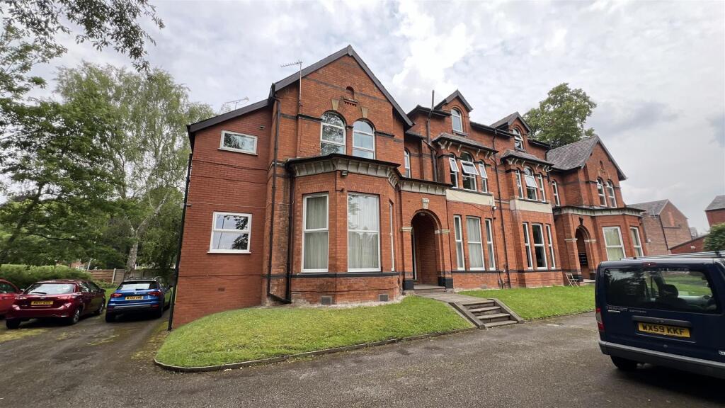 Main image of property: Mauldeth Road, Withington