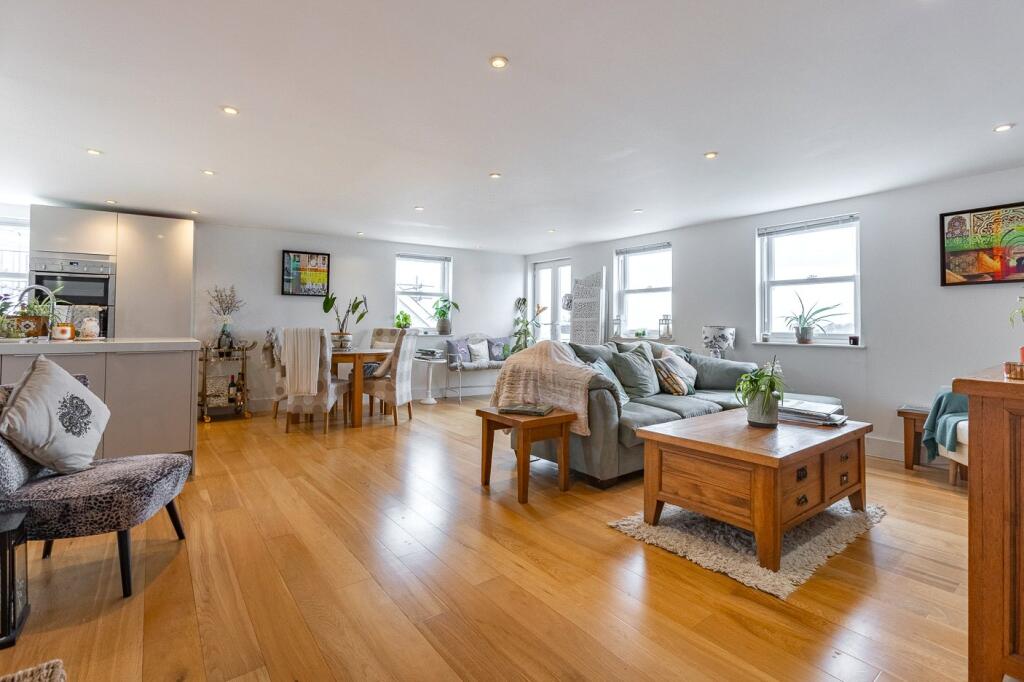 Main image of property: Apartment 10 Panorama House, St John's Court, Little St John Street, St Peter Port, GY1
