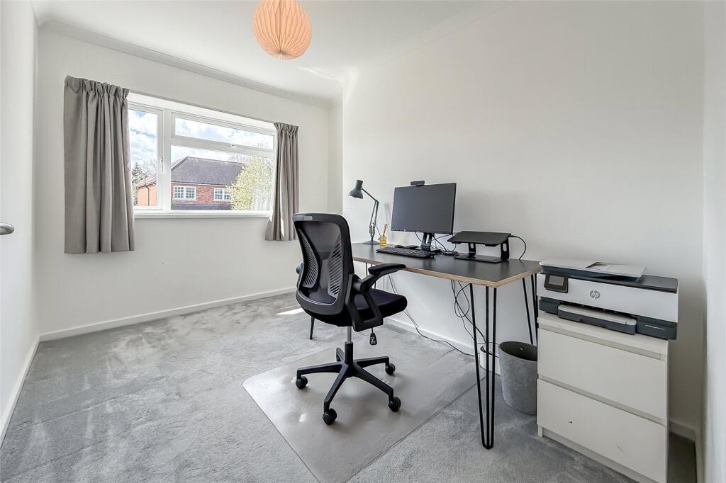 Additional image 23 of Tuffnells Way, Harpenden, Hertfordshire, AL5