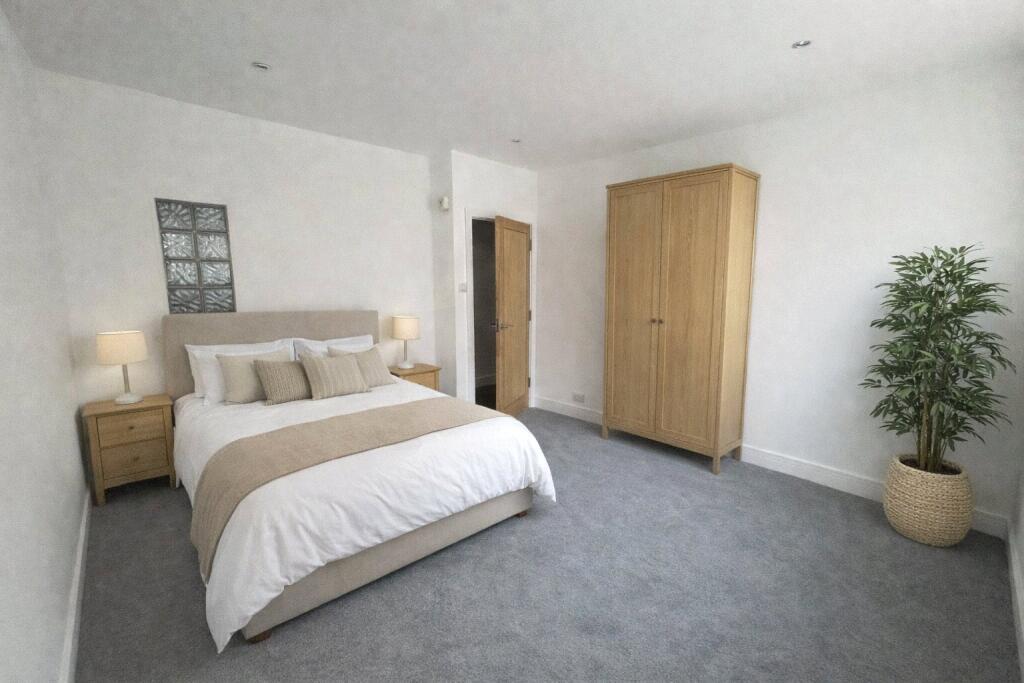Apartment in Torquay - View 4