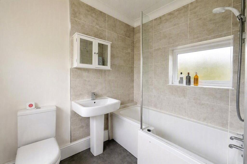 House in Stockton-on-Tees - More