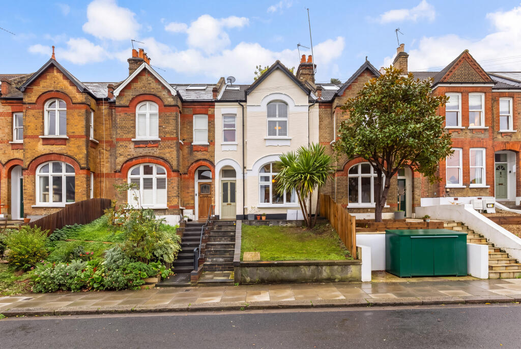 Main image of property: Hillcourt Road, London, SE22