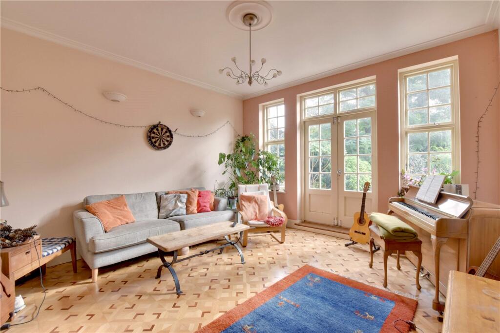 House in London, Blackheath Royal Standard, East Greenwich - View 5