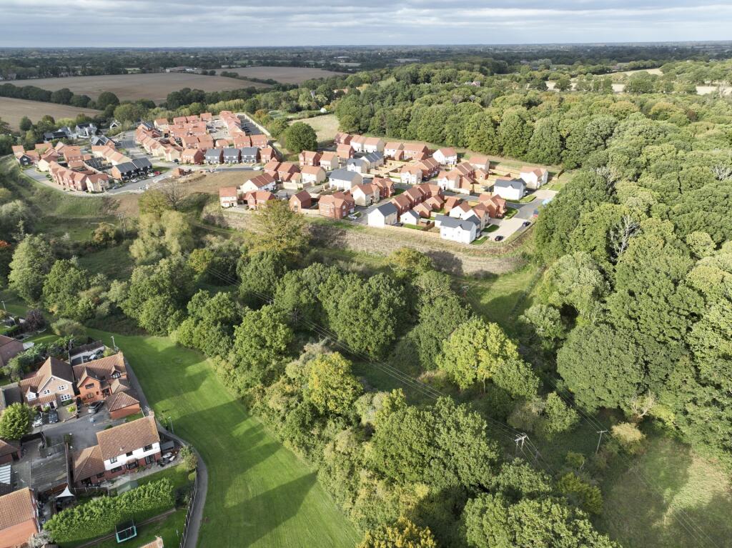 Bromley Road, Ardleigh, CO7