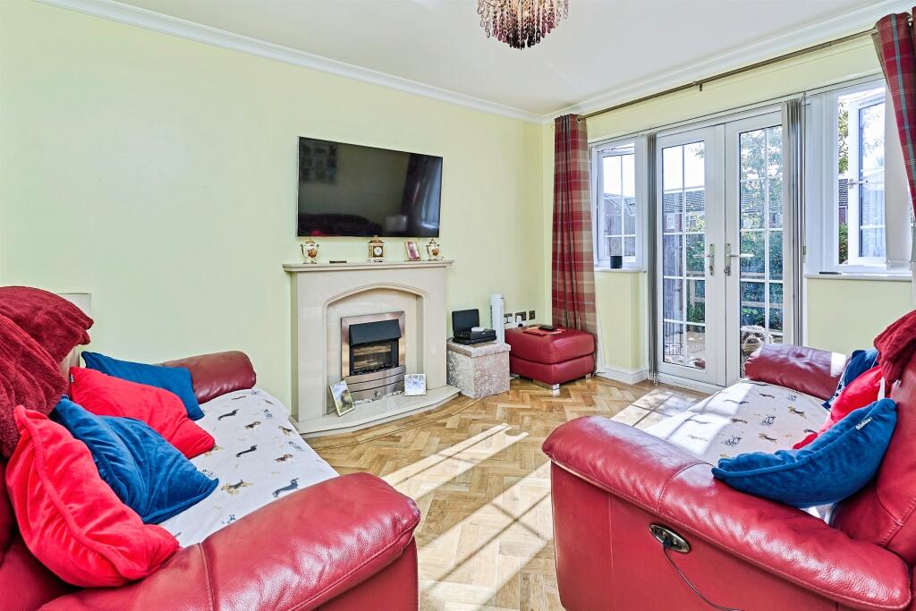 House in Sandwell, West Midlands - View 4