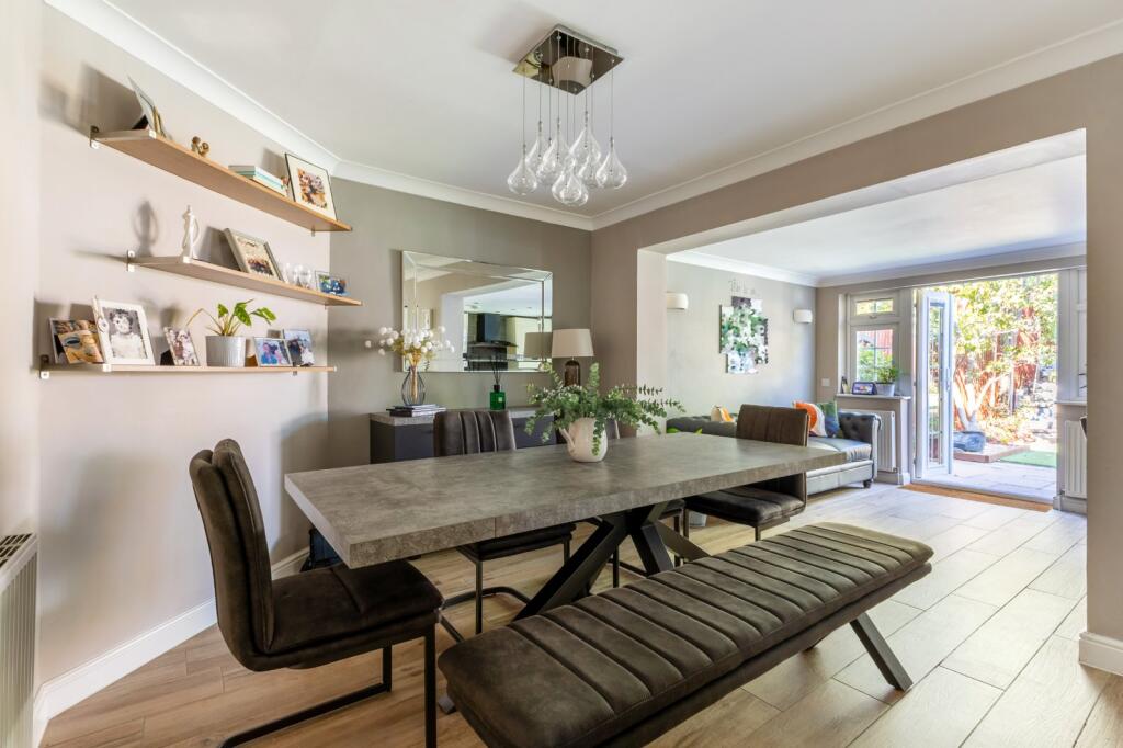 House in Three Rivers, Batchworth - View 4