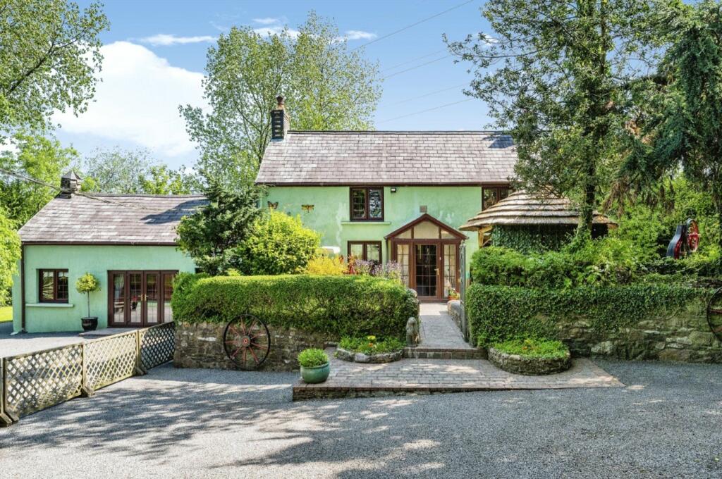 Main image of property: Felindre, Swansea, SA5