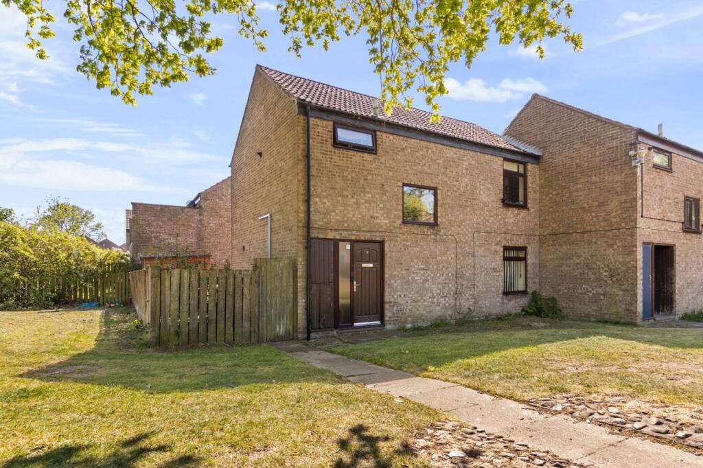 Main image of property: Wootton Court, Scunthorpe, DN17