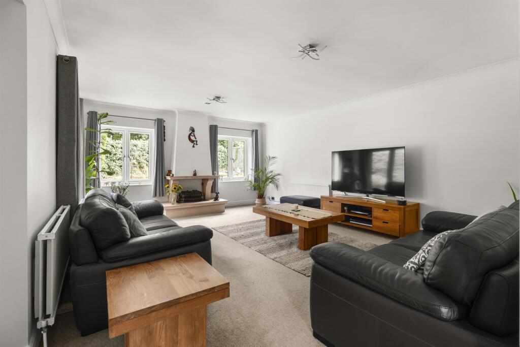 House in Milton Keynes - View 4