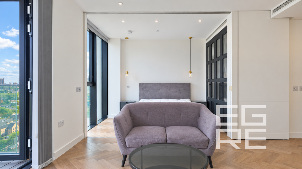 Apartment in London - More