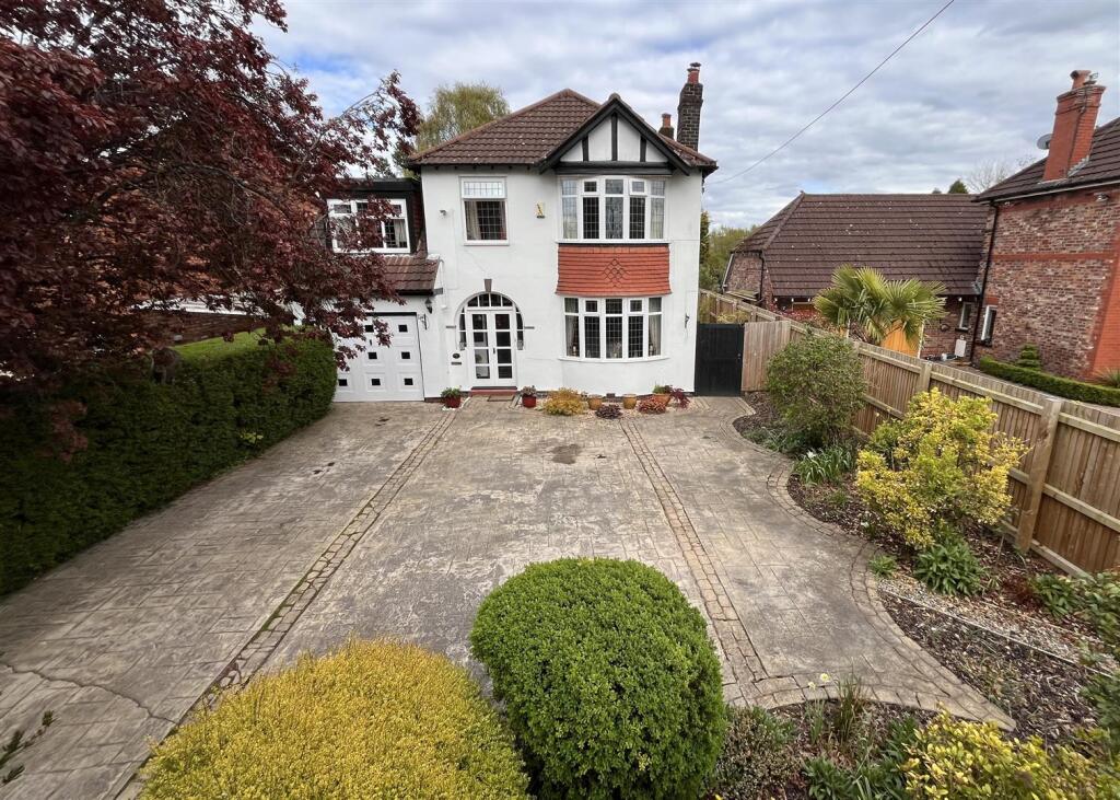 Main image of property: Hollin Lane, Styal, Wilmslow