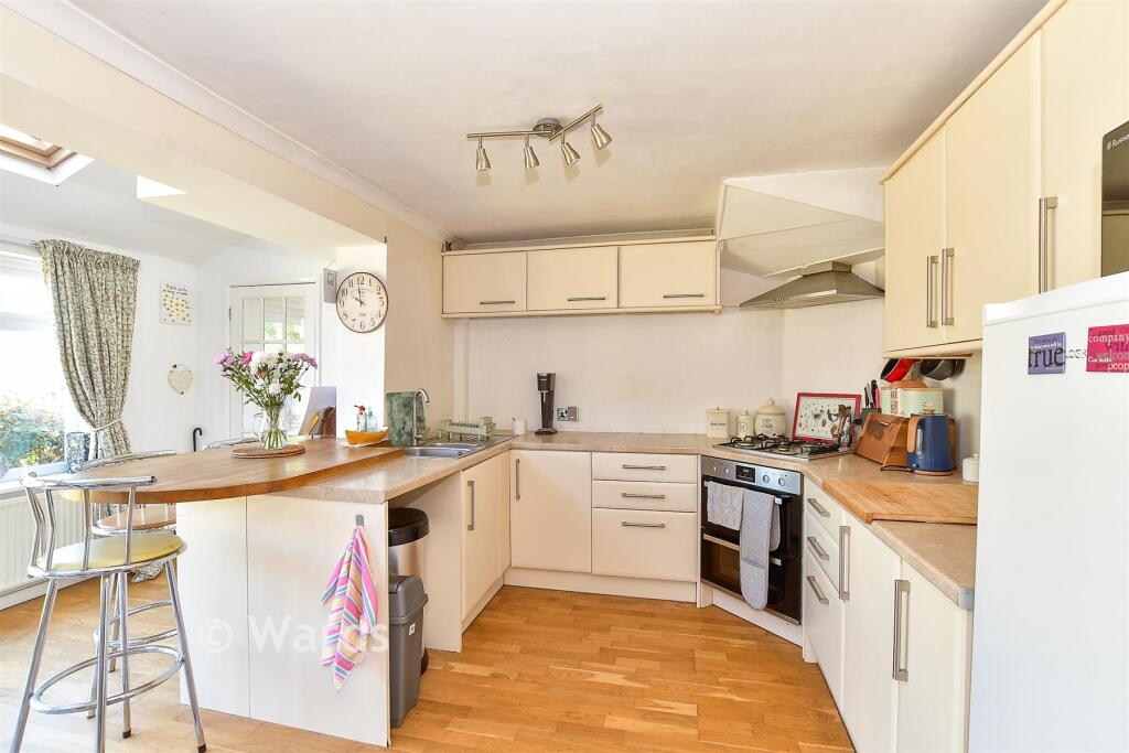 Main image of property: Bathurst Close, Staplehurst, Tonbridge, Kent