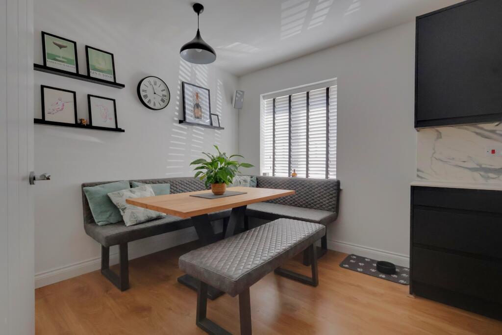 Longcroft Way, Havant - View 3
