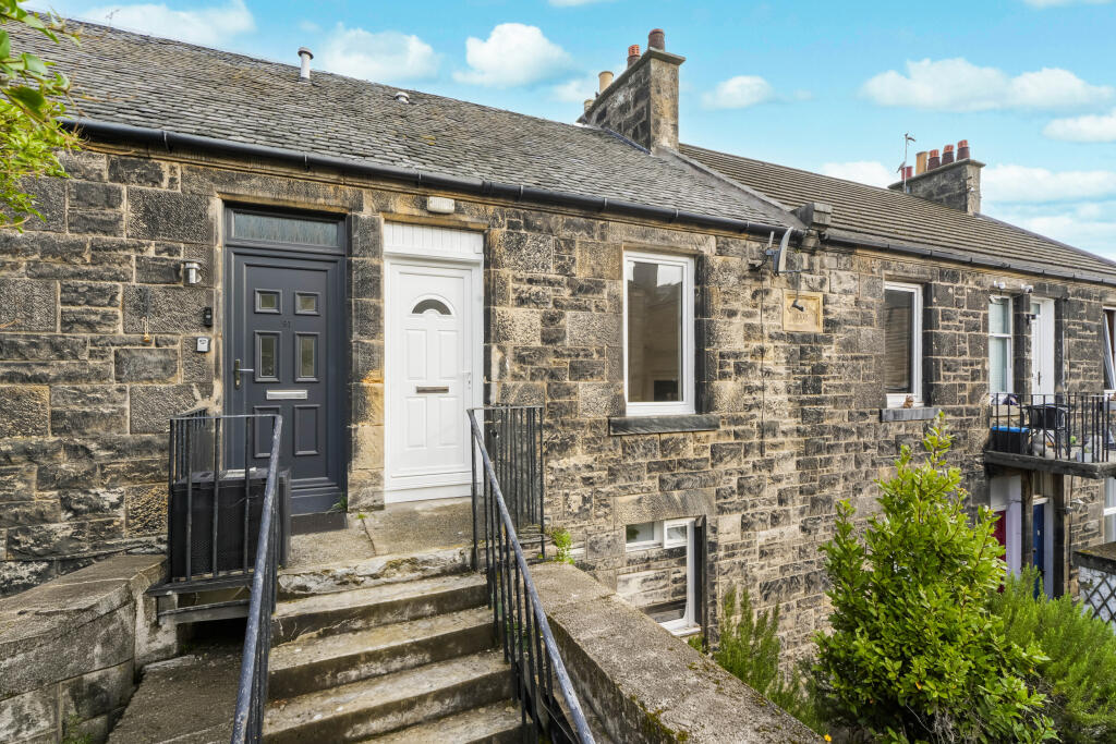 Main image of property: 93 Stewart Avenue, Bo'ness, EH51 NJ