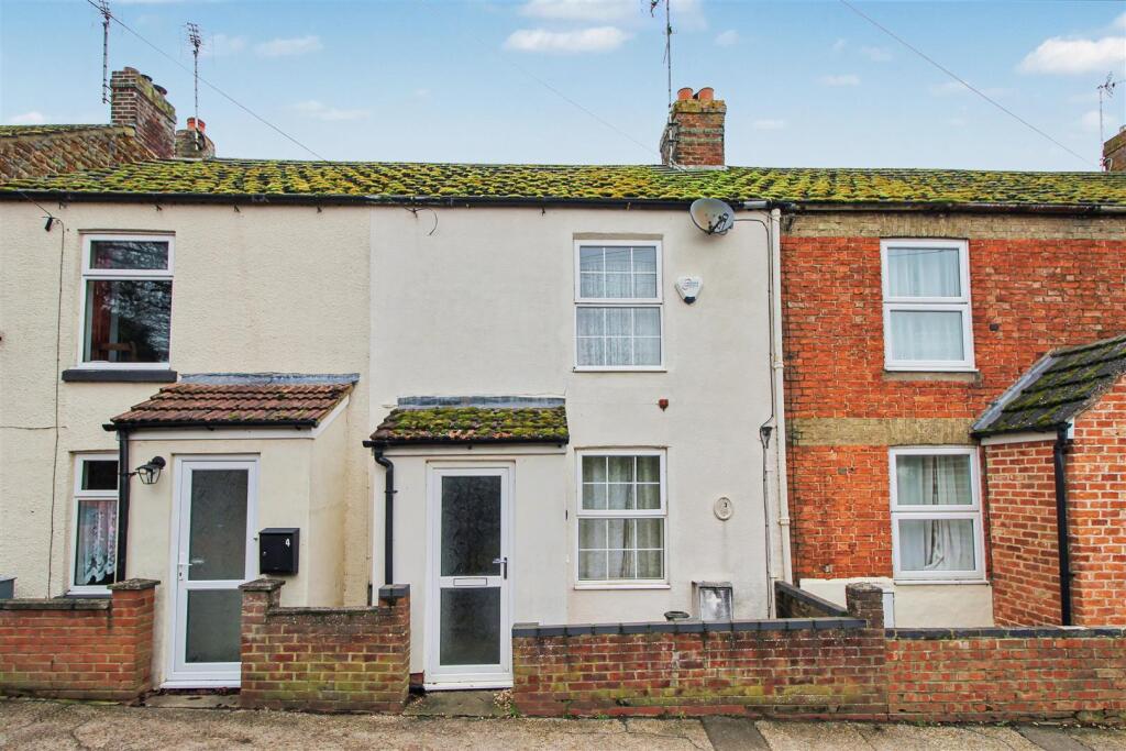 Main image of property: Eadys Row, Woodford, NN14 4HA