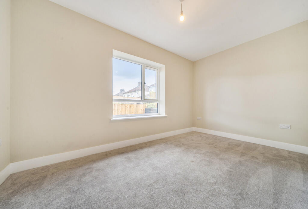 House in Bristol, Fishponds - More