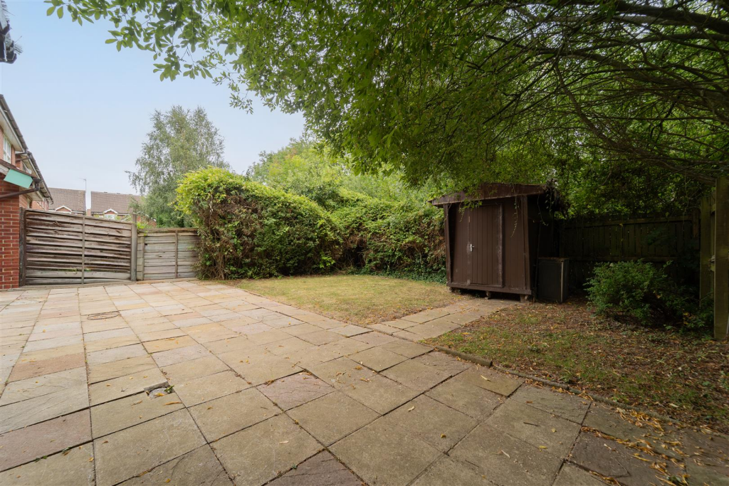 House in Manchester, Whalley Range - View 2
