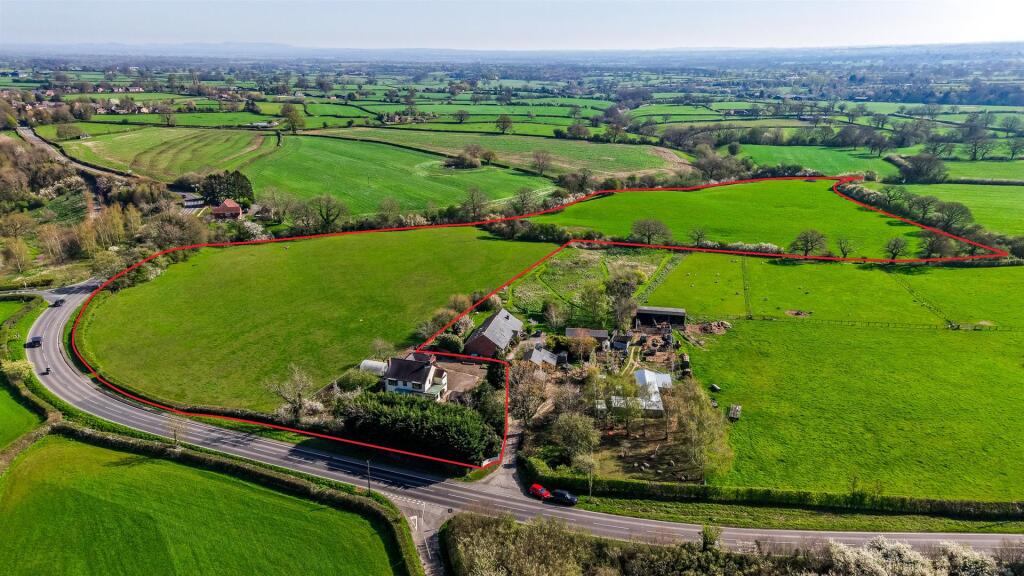 3-bed house on Overton-on-Dee, Nr Wrexham., £695,000
