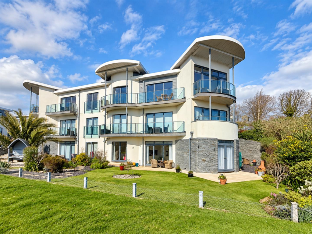 Apartment in Brixham, Rea Hill