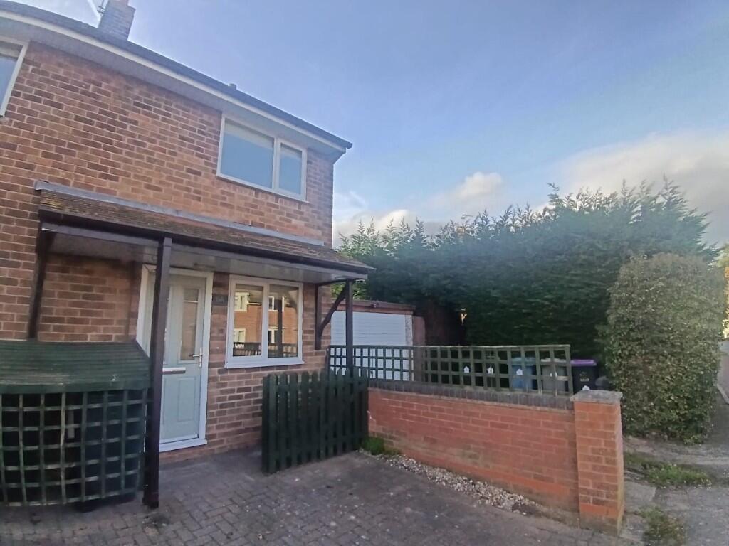 Main image of property: 6a Holloway Close, NG13