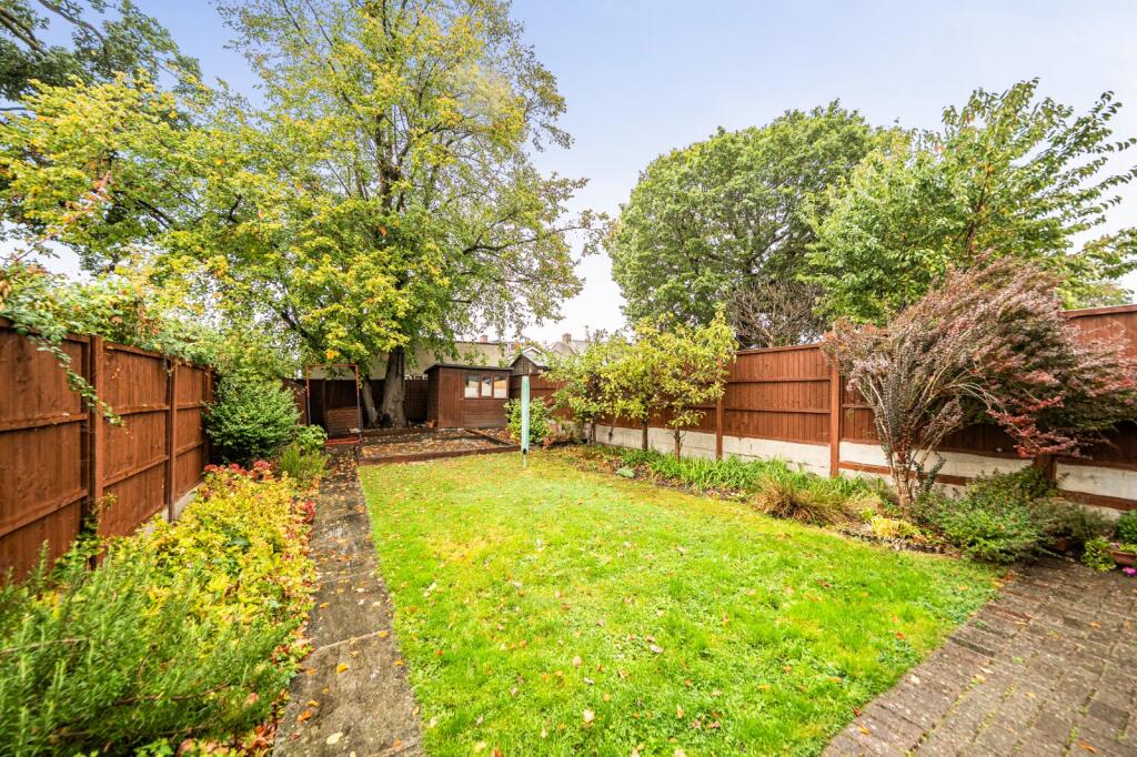 House in London - View 4