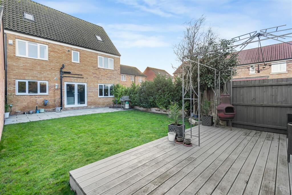 Mallard Way, Exning, Newmarket photo 3
