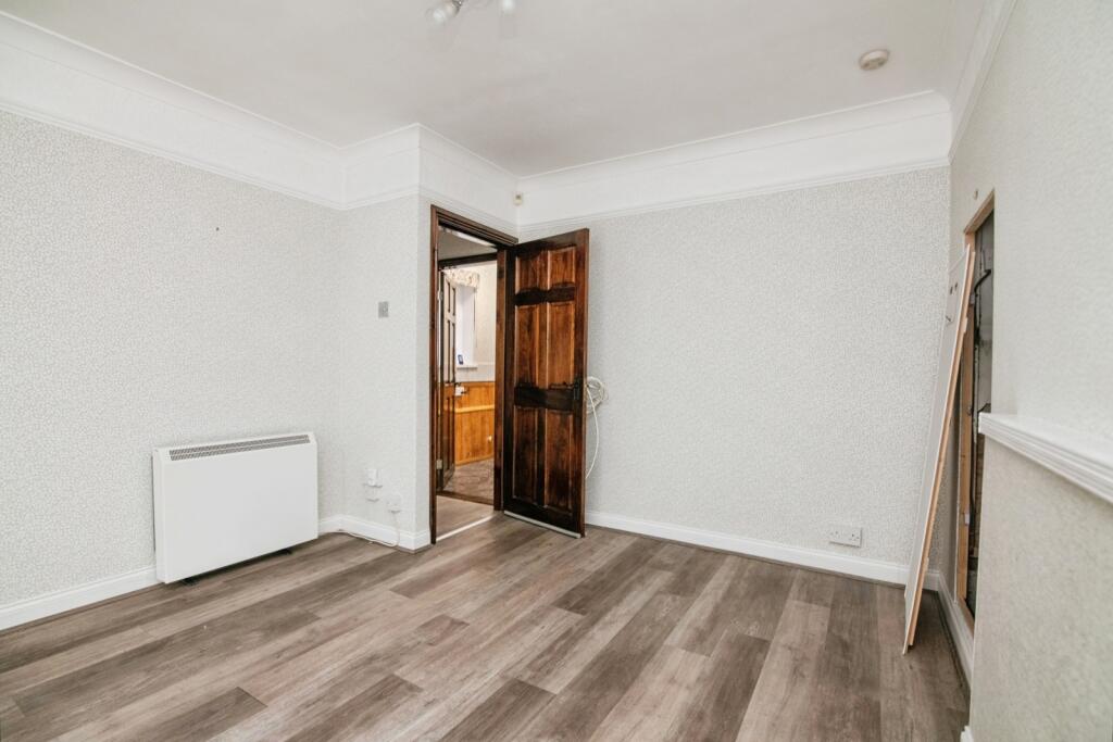 City Road, OLDBURY, West Midlands, B69 - View 4
