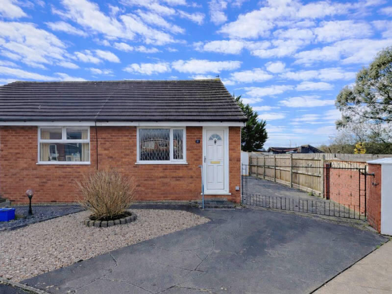 Main image of property: CROASDALE DRIVE - THORNTON CLEVELEYS - FY5 2AG