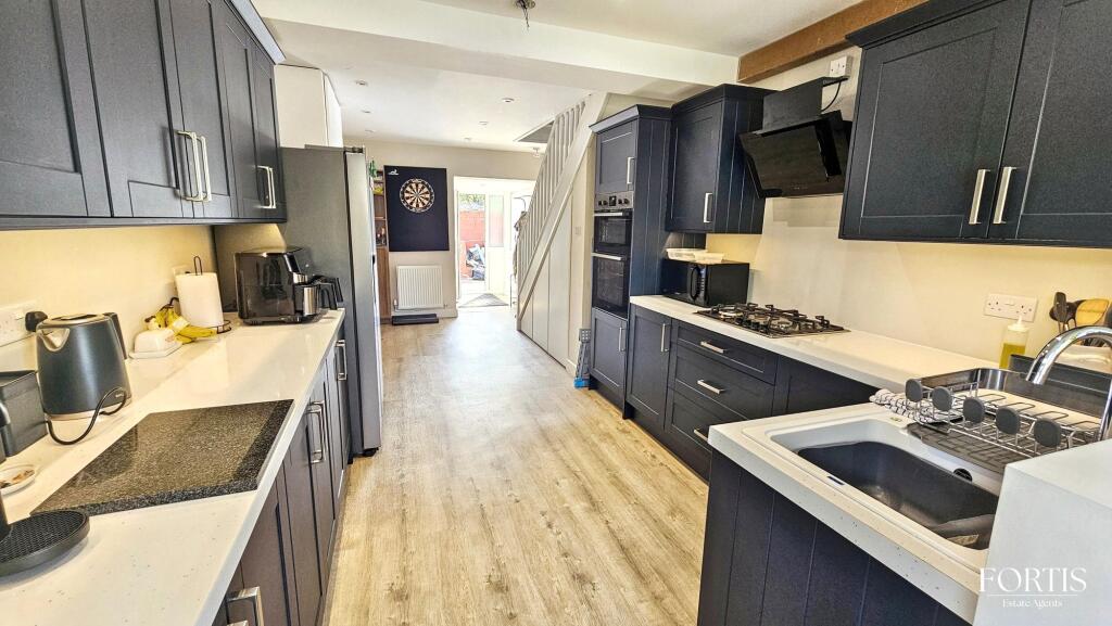 Sycamore Place, Cardiff, CF5 - View 6