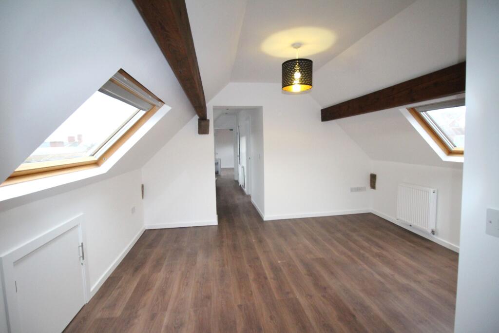 Apartment in Rotherham, South Yorkshire - View 4