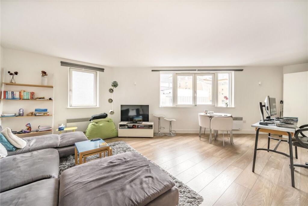 Main image of property: Plumbers Row, Aldgate